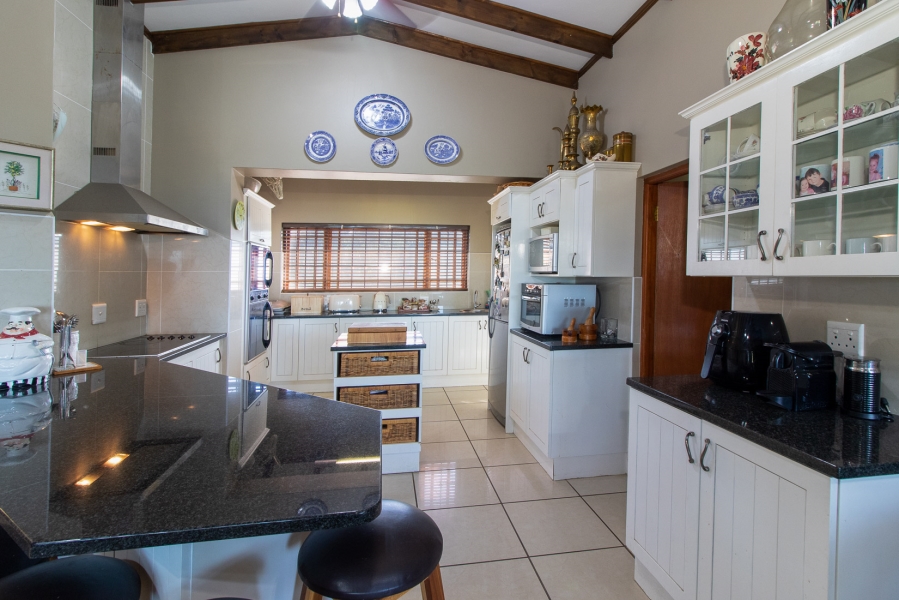 4 Bedroom Property for Sale in West Beach Eastern Cape